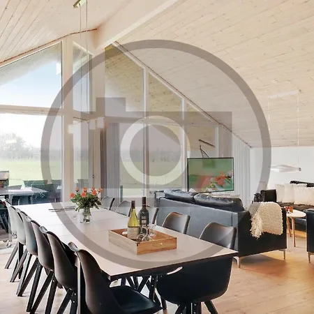 Beautiful In W/ Jacuzzi, Sauna And 5 Bedrooms Feriehus